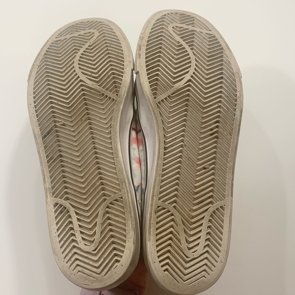 NIKE Cherry Blossom Toki Slip-On Sneakers - Picture 4 of 12